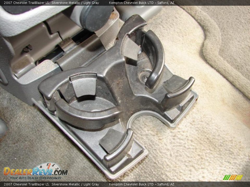 2007 Chevrolet TrailBlazer LS Silverstone Metallic / Light Gray Photo #21