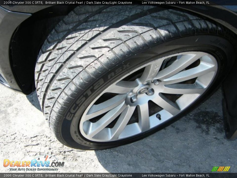2006 Chrysler 300 C SRT8 Brilliant Black Crystal Pearl / Dark Slate Gray/Light Graystone Photo #12