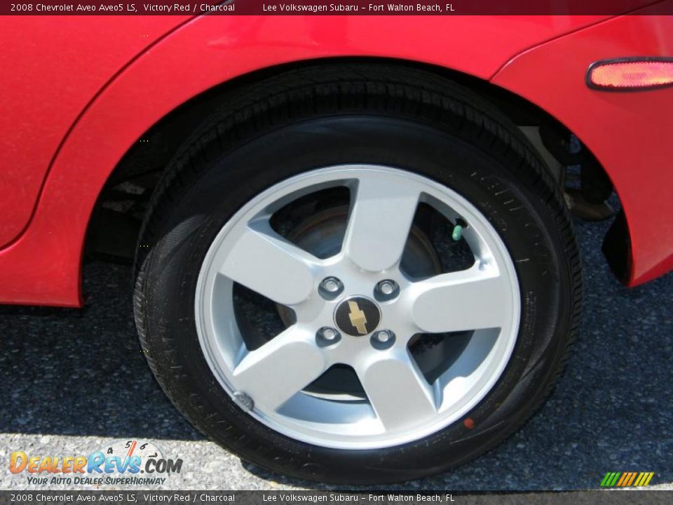 2008 Chevrolet Aveo Aveo5 LS Victory Red / Charcoal Photo #11