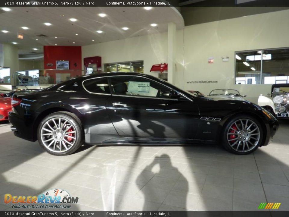 2010 Maserati GranTurismo S Nero (Black) / Nero Photo #4