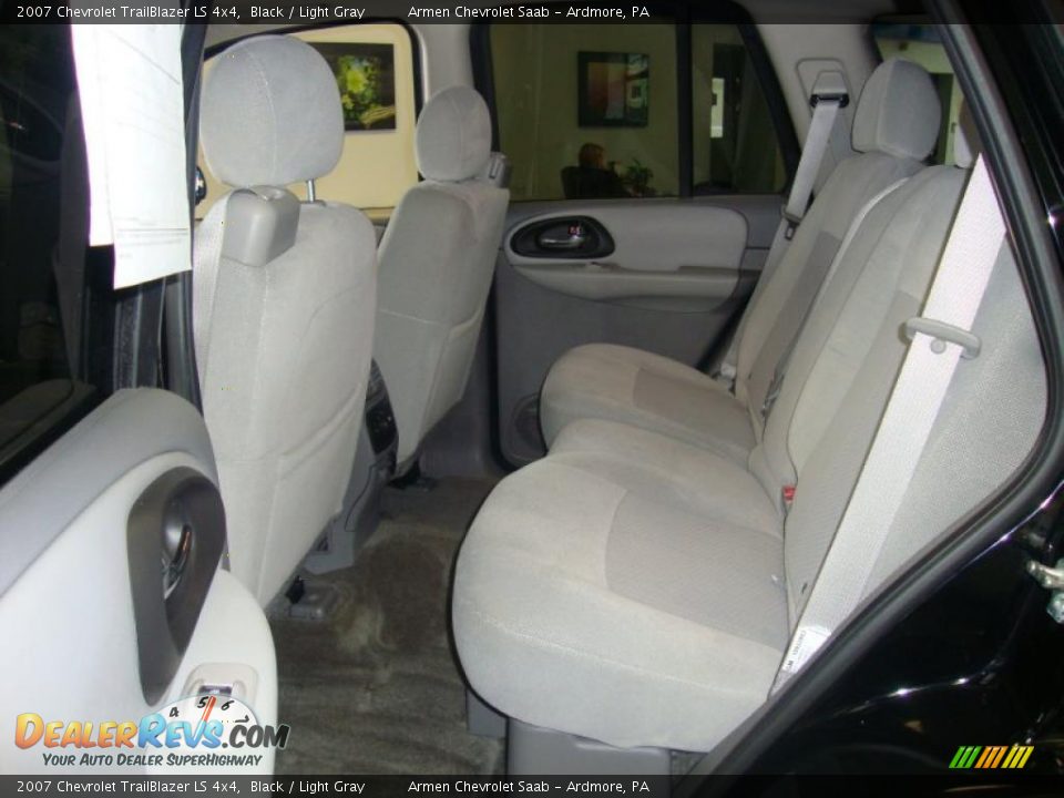 2007 Chevrolet TrailBlazer LS 4x4 Black / Light Gray Photo #20