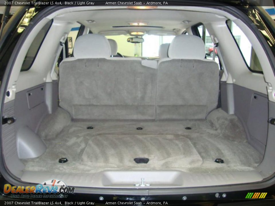 2007 Chevrolet TrailBlazer LS 4x4 Black / Light Gray Photo #22