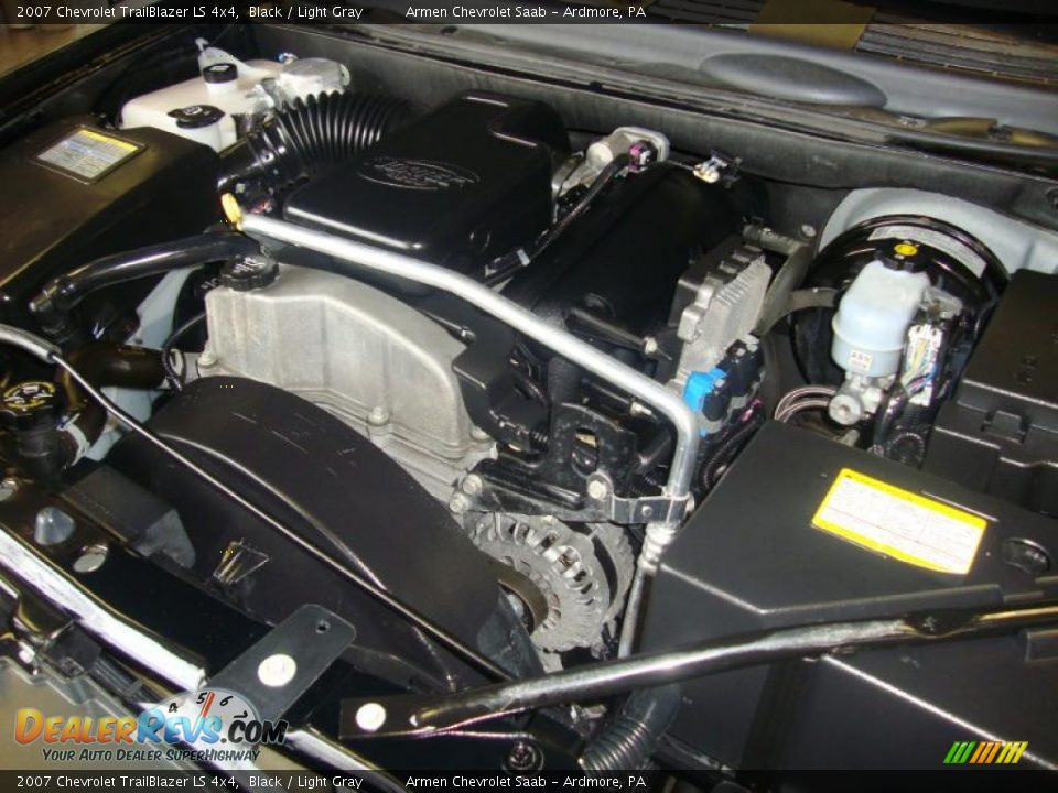 2007 Chevrolet TrailBlazer LS 4x4 Black / Light Gray Photo #29