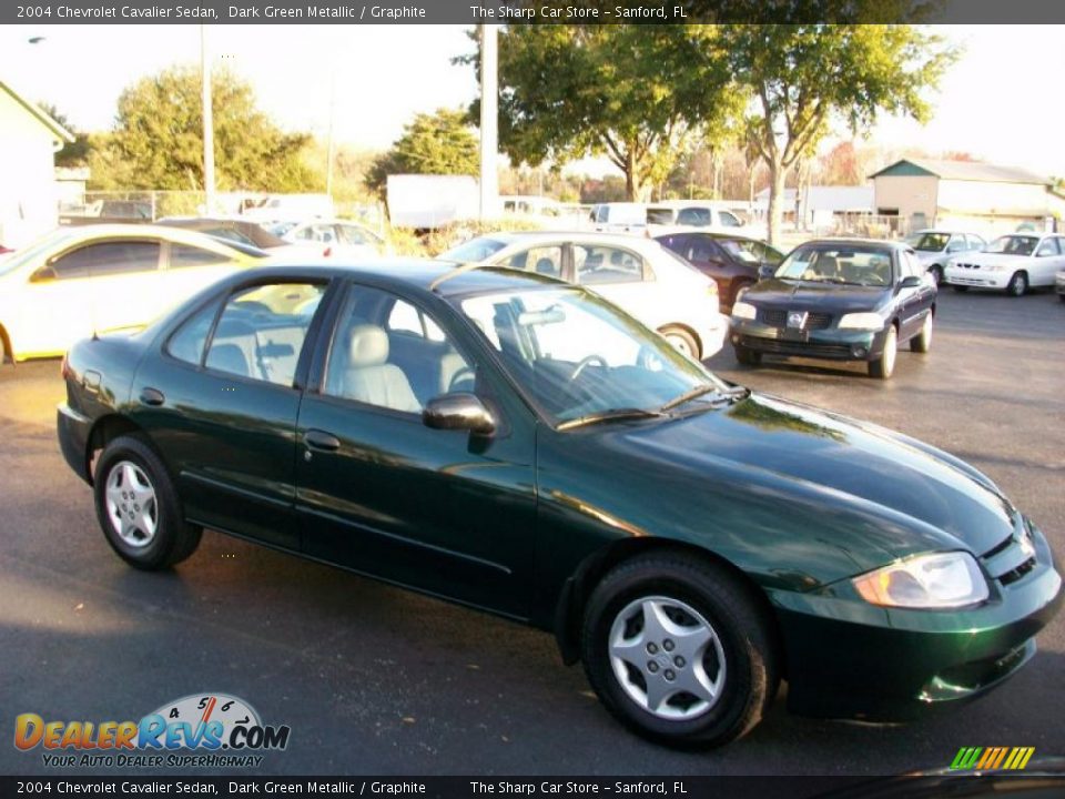 2004 Chevrolet Cavalier Sedan Dark Green Metallic / Graphite Photo #2