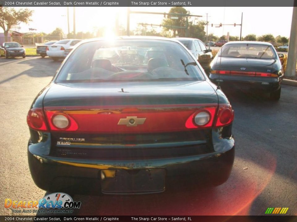 2004 Chevrolet Cavalier Sedan Dark Green Metallic / Graphite Photo #6