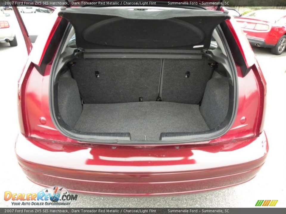 2007 Ford Focus ZX5 SES Hatchback Dark Toreador Red Metallic / Charcoal/Light Flint Photo #14