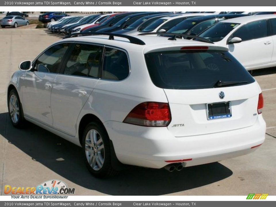 2010 Volkswagen Jetta TDI SportWagen Candy White / Cornsilk Beige Photo #2