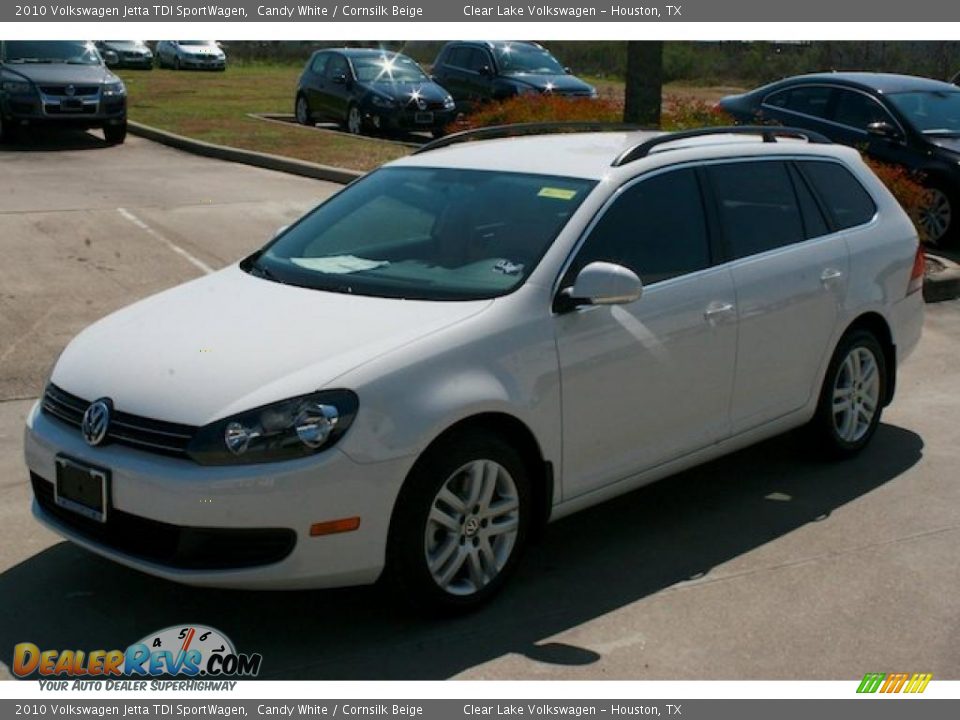 2010 Volkswagen Jetta TDI SportWagen Candy White / Cornsilk Beige Photo #3