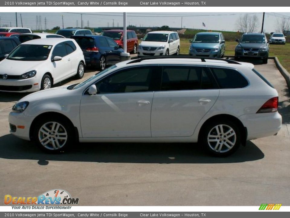 2010 Volkswagen Jetta TDI SportWagen Candy White / Cornsilk Beige Photo #4