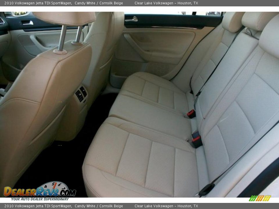 2010 Volkswagen Jetta TDI SportWagen Candy White / Cornsilk Beige Photo #8
