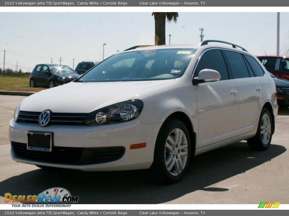 2010 Volkswagen Jetta TDI SportWagen Candy White / Cornsilk Beige Photo #11