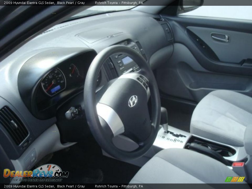2009 Hyundai Elantra GLS Sedan Black Pearl / Gray Photo #15