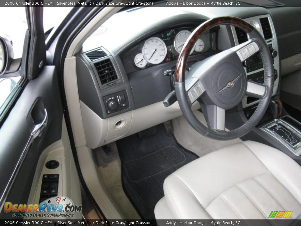 2006 Chrysler 300 C HEMI Silver Steel Metallic / Dark Slate Gray/Light Graystone Photo #11