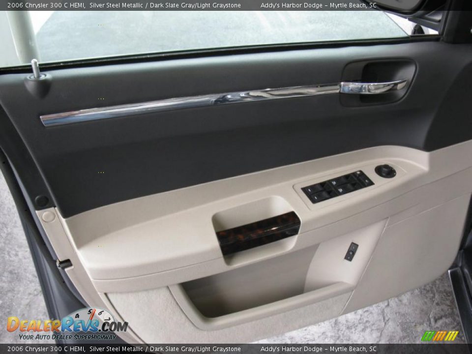 2006 Chrysler 300 C HEMI Silver Steel Metallic / Dark Slate Gray/Light Graystone Photo #16
