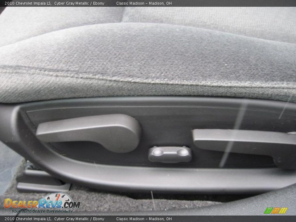 2010 Chevrolet Impala LS Cyber Gray Metallic / Ebony Photo #6