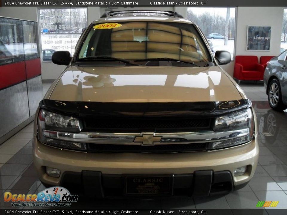 2004 Chevrolet TrailBlazer EXT LS 4x4 Sandstone Metallic / Light Cashmere Photo #5