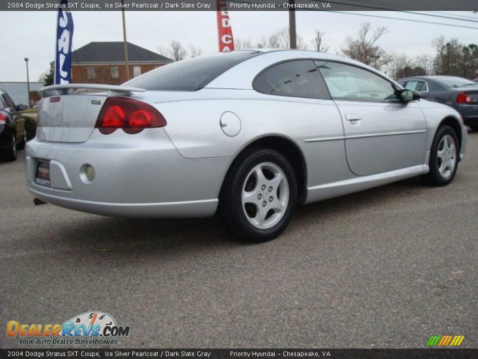 2004 Dodge Stratus SXT Coupe Ice Silver Pearlcoat / Dark Slate Gray Photo #6