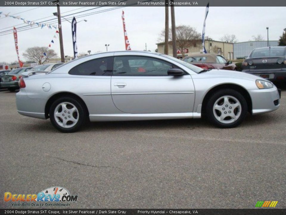 2004 Dodge Stratus SXT Coupe Ice Silver Pearlcoat / Dark Slate Gray Photo #7