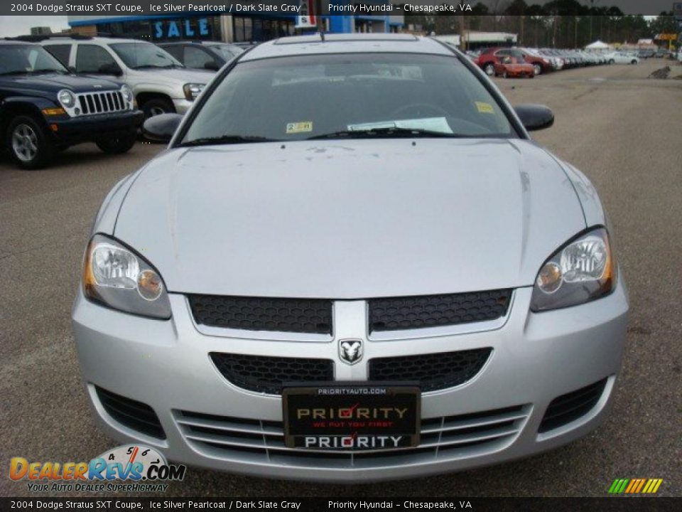 2004 Dodge Stratus SXT Coupe Ice Silver Pearlcoat / Dark Slate Gray Photo #9