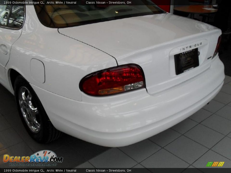 1999 Oldsmobile Intrigue GL Arctic White / Neutral Photo #9