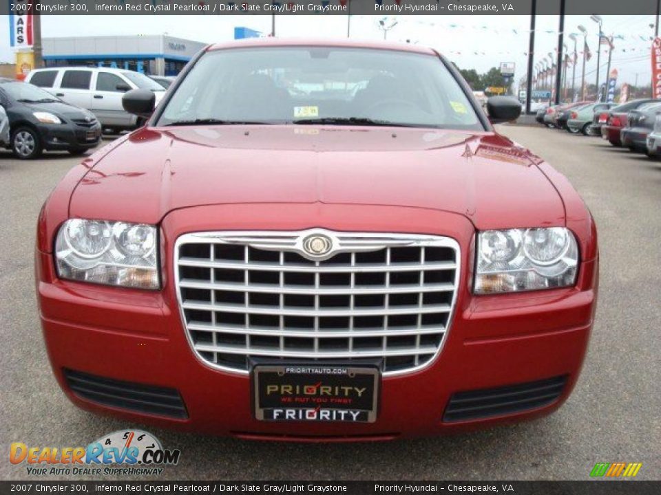 2007 Chrysler 300 Inferno Red Crystal Pearlcoat / Dark Slate Gray/Light Graystone Photo #9