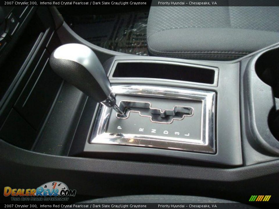 2007 Chrysler 300 Inferno Red Crystal Pearlcoat / Dark Slate Gray/Light Graystone Photo #19