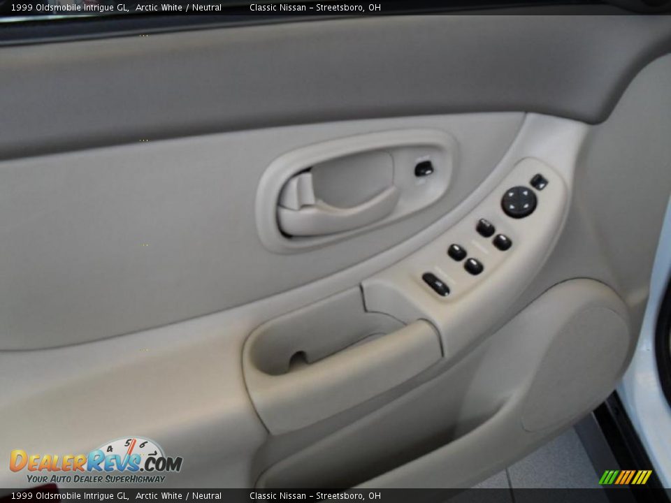 1999 Oldsmobile Intrigue GL Arctic White / Neutral Photo #26