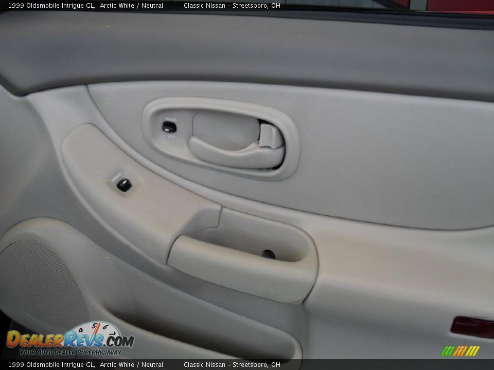 1999 Oldsmobile Intrigue GL Arctic White / Neutral Photo #29