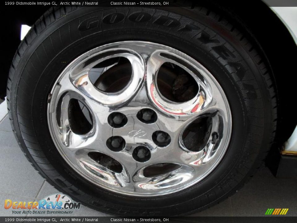 1999 Oldsmobile Intrigue GL Arctic White / Neutral Photo #32