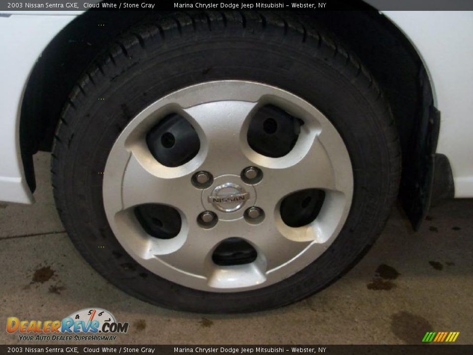 2003 Nissan Sentra GXE Cloud White / Stone Gray Photo #22