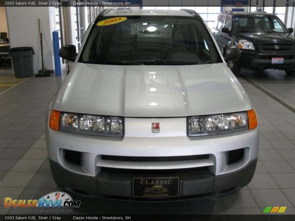 2003 Saturn VUE Silver / Gray Photo #5