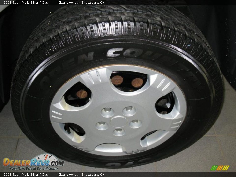 2003 Saturn VUE Silver / Gray Photo #9