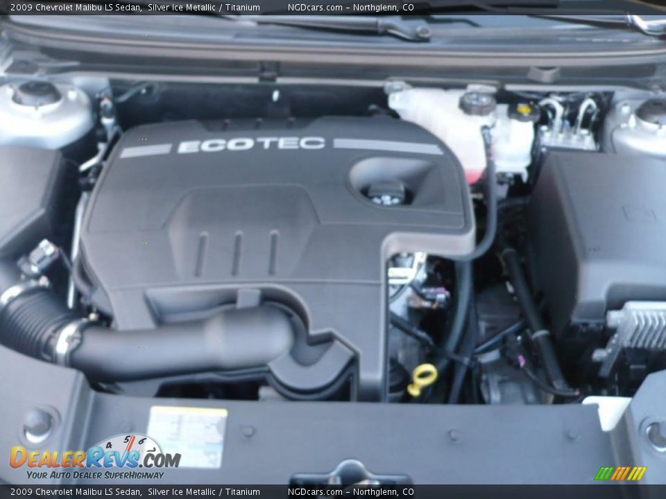 2009 Chevrolet Malibu LS Sedan Silver Ice Metallic / Titanium Photo #15