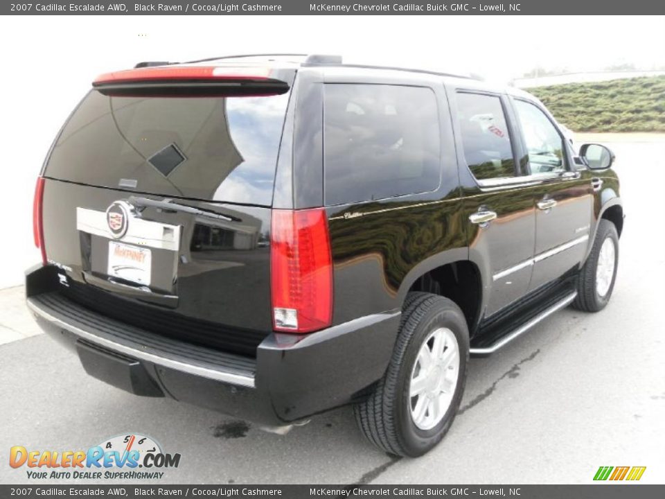 2007 Cadillac Escalade AWD Black Raven / Cocoa/Light Cashmere Photo #4