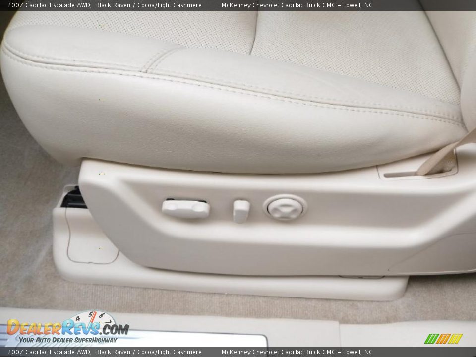 2007 Cadillac Escalade AWD Black Raven / Cocoa/Light Cashmere Photo #9