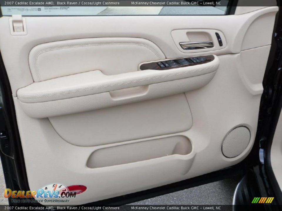 2007 Cadillac Escalade AWD Black Raven / Cocoa/Light Cashmere Photo #10