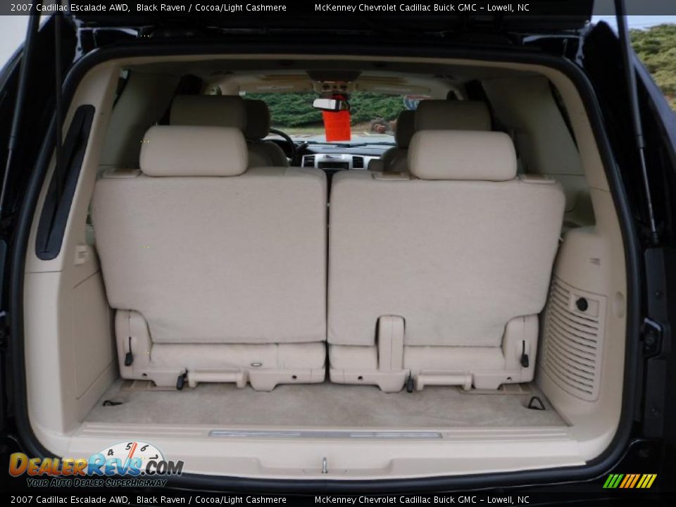 2007 Cadillac Escalade AWD Black Raven / Cocoa/Light Cashmere Photo #18