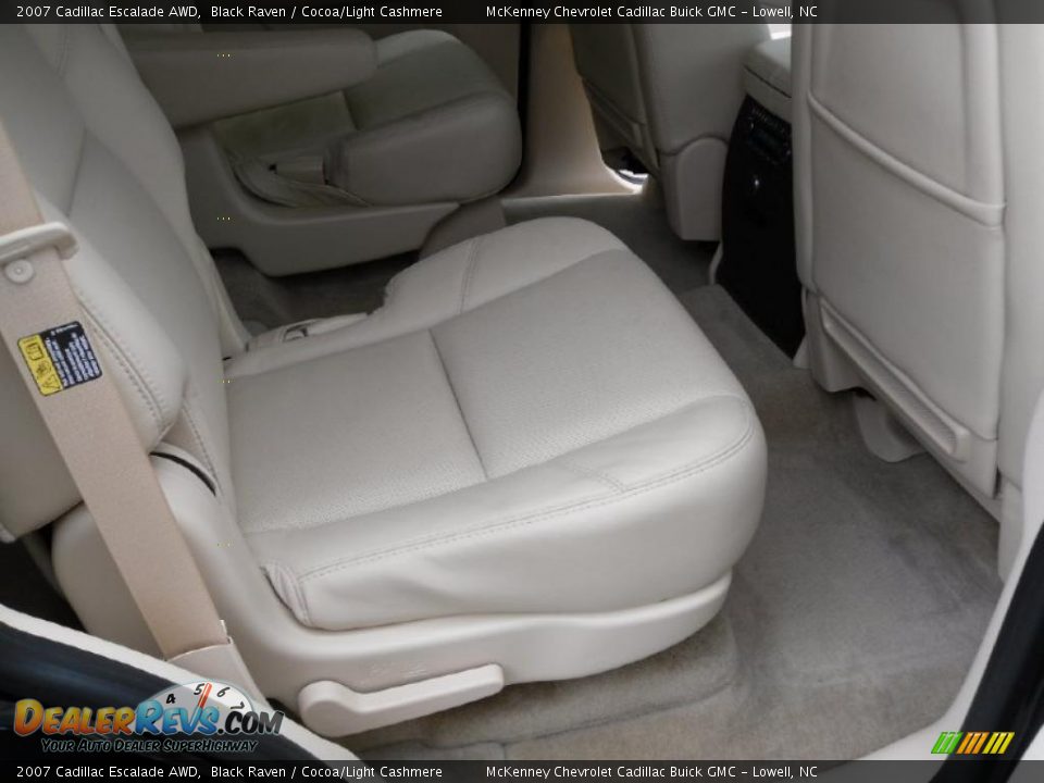 2007 Cadillac Escalade AWD Black Raven / Cocoa/Light Cashmere Photo #19