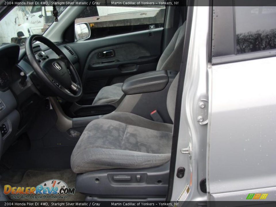 2004 Honda Pilot EX 4WD Starlight Silver Metallic / Gray Photo #12