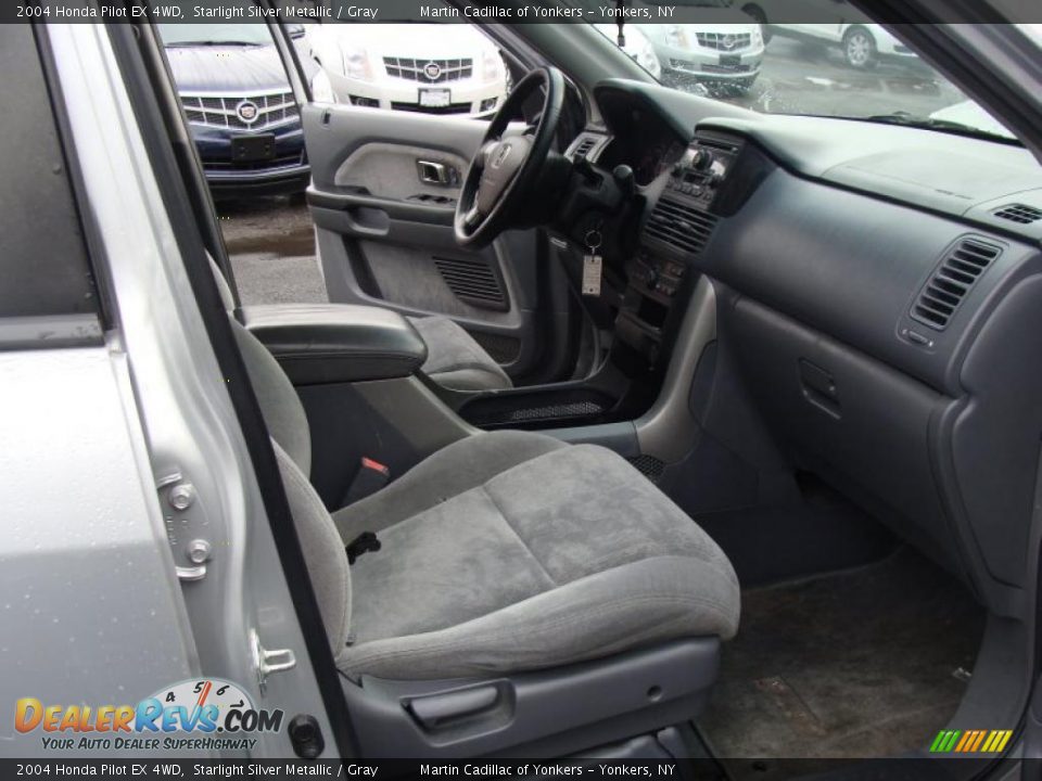 2004 Honda Pilot EX 4WD Starlight Silver Metallic / Gray Photo #15