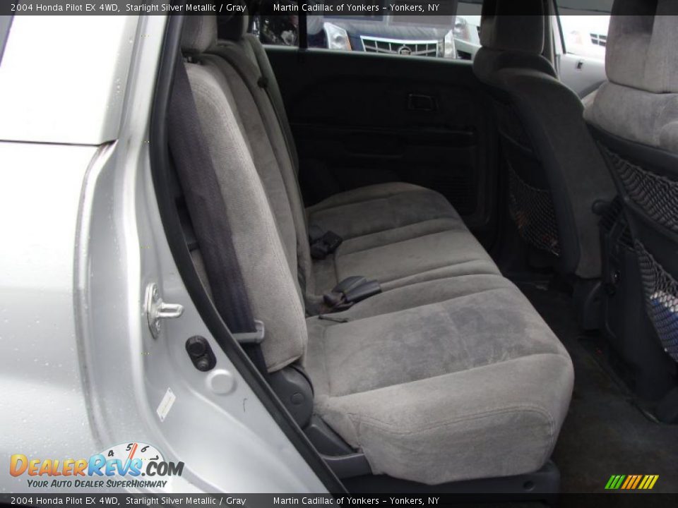 2004 Honda Pilot EX 4WD Starlight Silver Metallic / Gray Photo #16