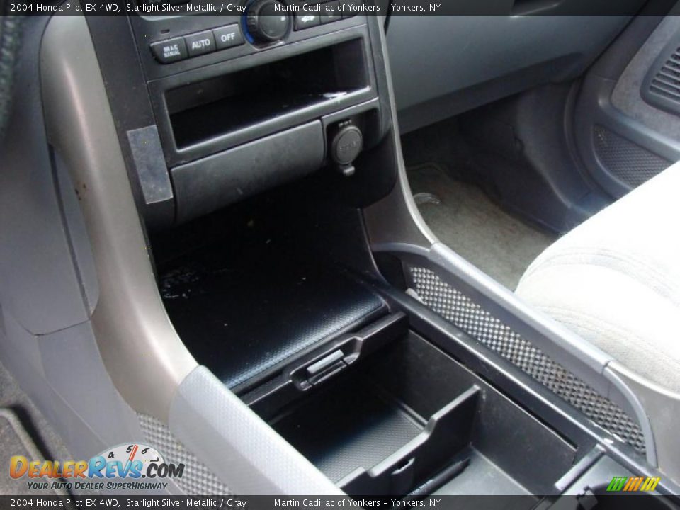 2004 Honda Pilot EX 4WD Starlight Silver Metallic / Gray Photo #24