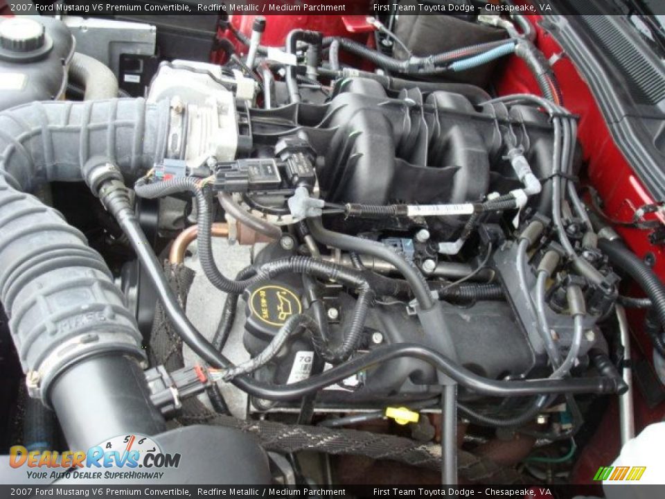 2007 Ford Mustang V6 Premium Convertible Redfire Metallic / Medium Parchment Photo #23