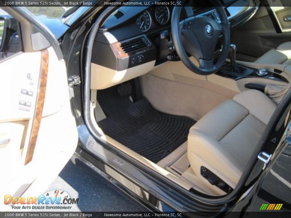 2006 BMW 5 Series 525i Sedan Jet Black / Beige Photo #4