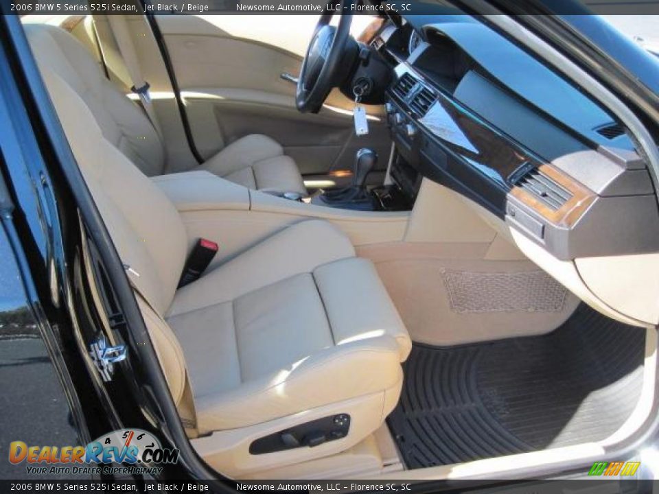 2006 BMW 5 Series 525i Sedan Jet Black / Beige Photo #19