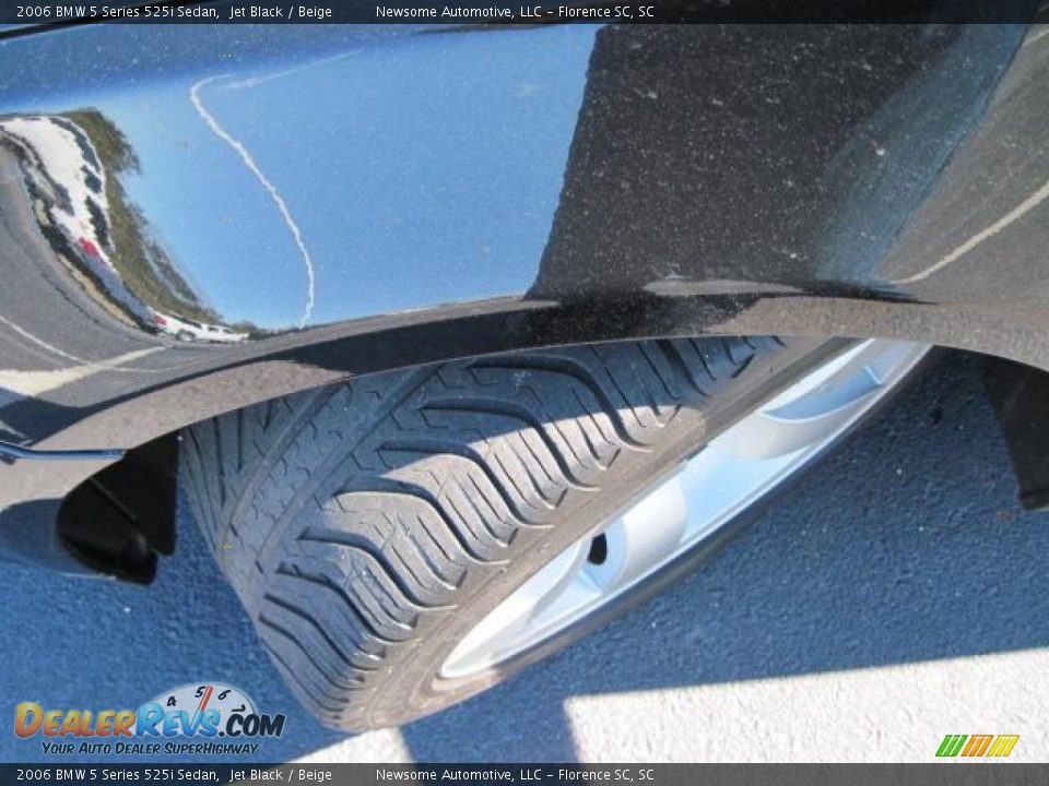 2006 BMW 5 Series 525i Sedan Jet Black / Beige Photo #23