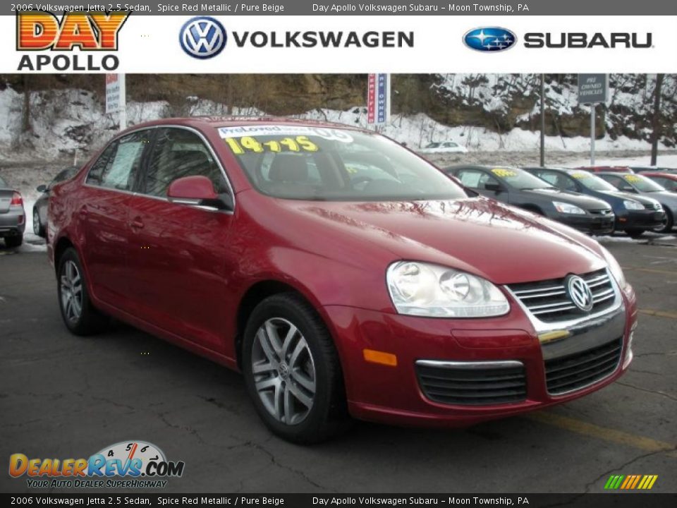 2006 Volkswagen Jetta 2.5 Sedan Spice Red Metallic / Pure Beige Photo #1
