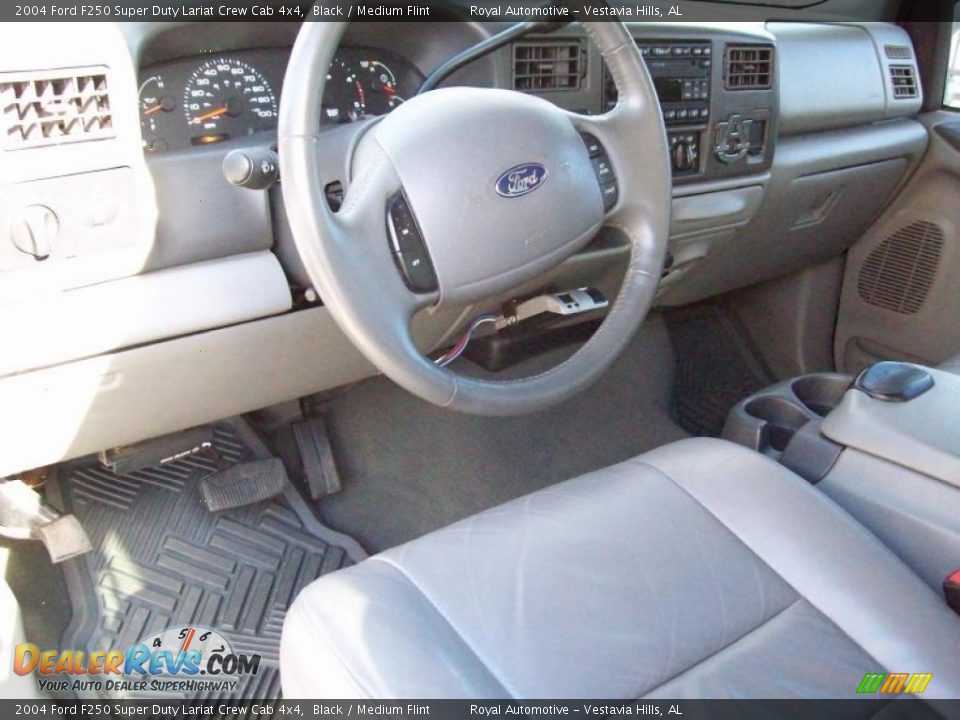 2004 Ford F250 Super Duty Lariat Crew Cab 4x4 Black / Medium Flint Photo #10