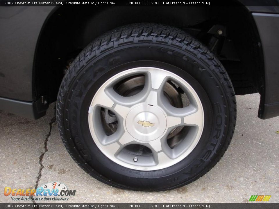 2007 Chevrolet TrailBlazer LS 4x4 Graphite Metallic / Light Gray Photo #9