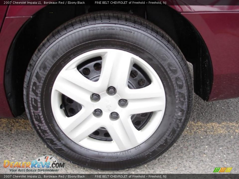 2007 Chevrolet Impala LS Bordeaux Red / Ebony Black Photo #8
